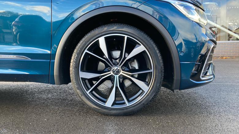 Volkswagen Tiguan 2.0 TDI 4Motion R-Line 5dr DSG Diesel Estate